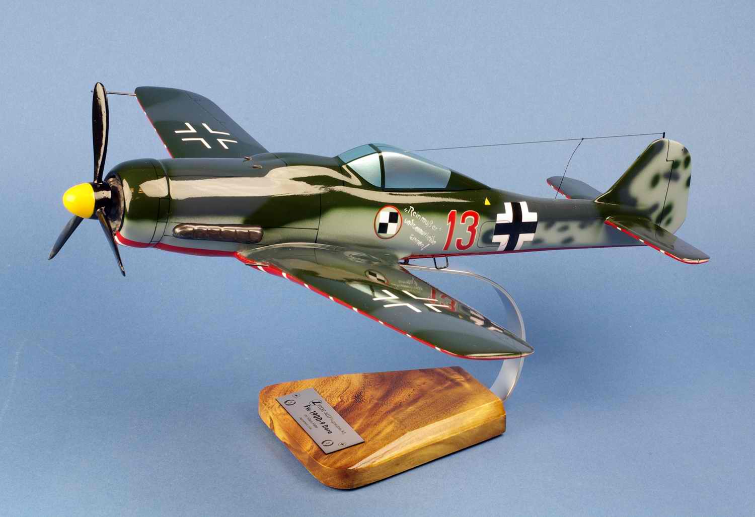 Maquette Avion De Chasse Focke-Wulf 190-D9 Jagdverband JV44 Oblt Klaus Faber 1/24